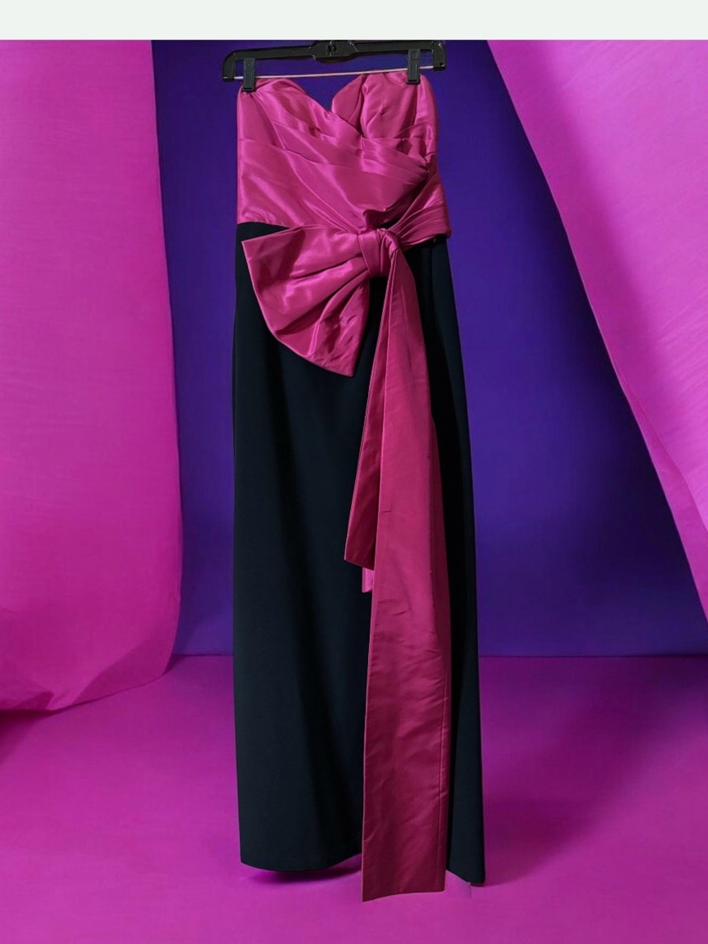 Marchesa Notte Strapless Two-Tone gorgeous Gown with Magenta Bow (OLCC)